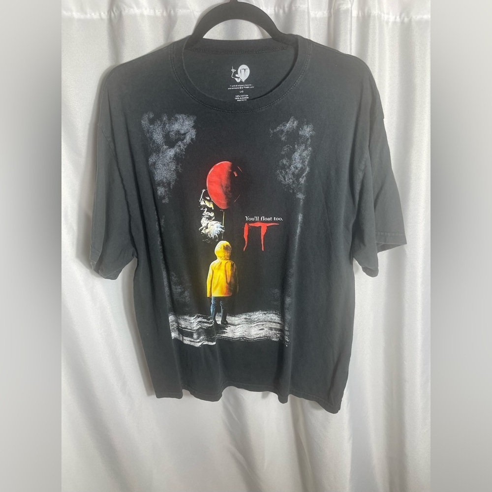 Unisex Size L Movie IT Black Graphic Shirt Pullover Novelty
